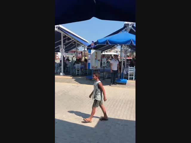 Местный житель