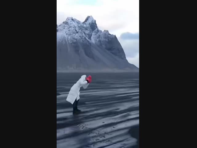 Черные пески Исландии