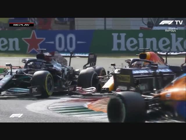 Авария на пустом месте