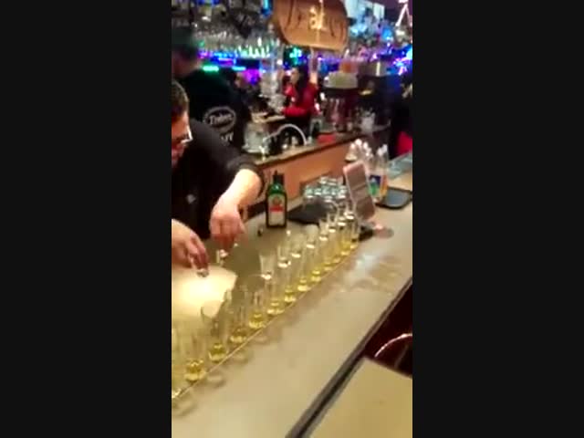 Бармен 80-го уровня