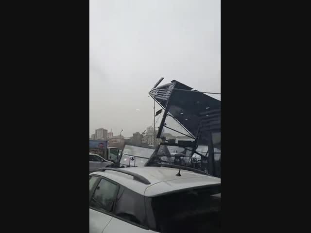 Ураган в Стамбуле