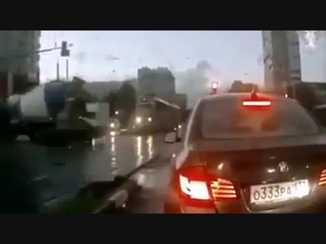 Откуда появилась эта машина???