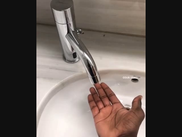 Мир несправедлив