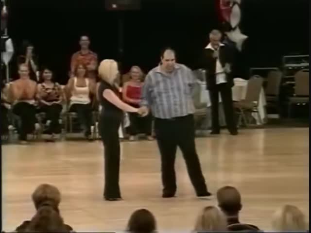 Избыточный вес танцу не помеха