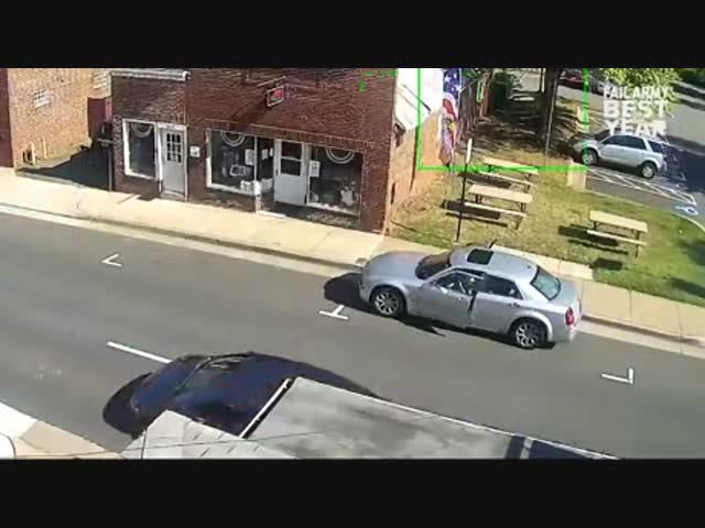 Зеркала придуманы не зря