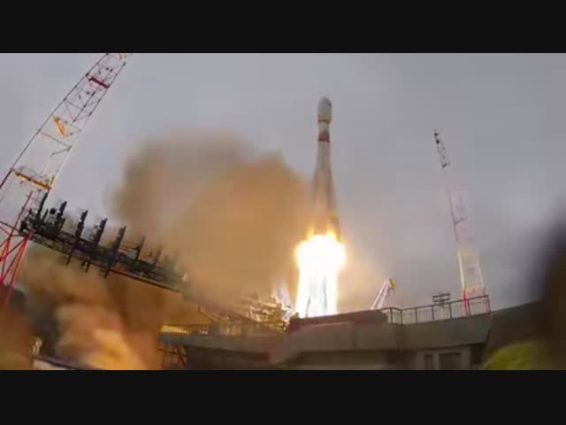 Молния против 