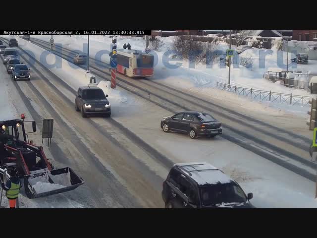 Гололед, причина аварии