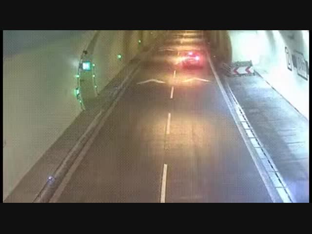 Приключения идиота в туннеле