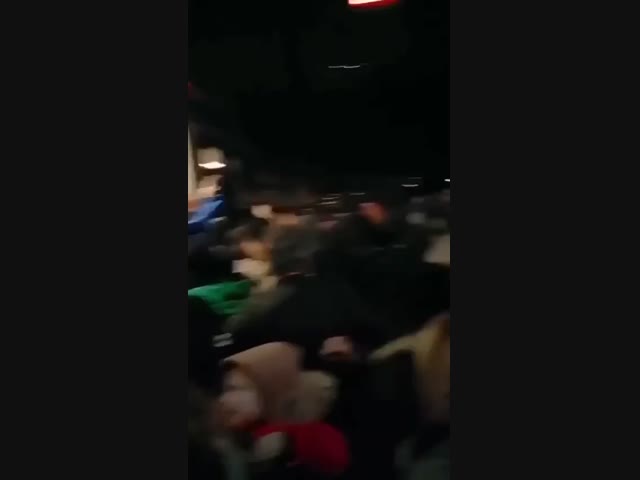 Посадка на эвакуационный поезд из Киева
