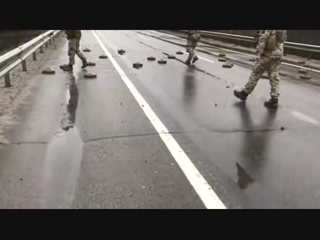 Разминирование с соблюдением всех предосторожностей