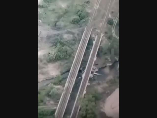 Подрыв ВСУ железнодорожных мостов между Рубежным и Северодонецком в Луганской области