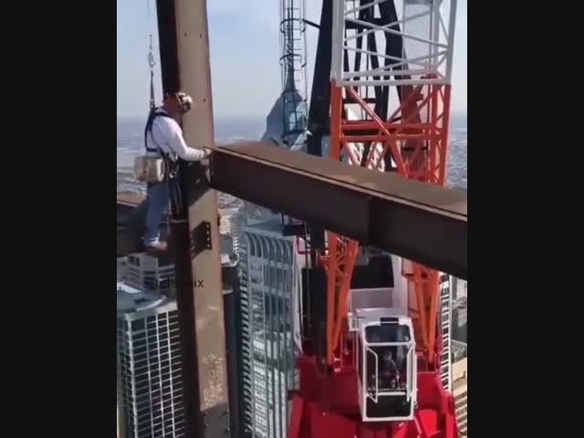 А мы монтажники-высотники!