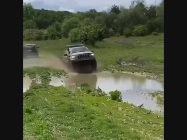 что-то пошло не так..