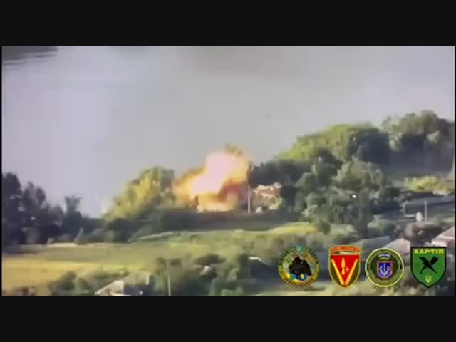 Взрыв склада боеприпасов в Херсонской области