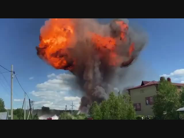 В городе Талица Свердловской области произошёл взрыв на заправке