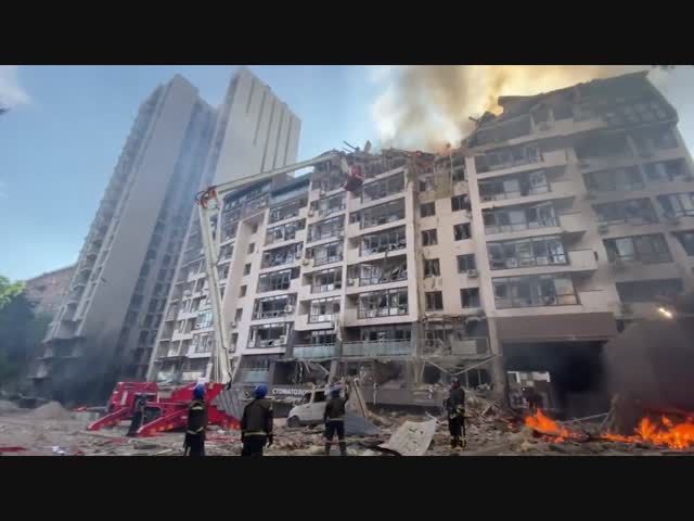 Первые кадры после обстрела Киева