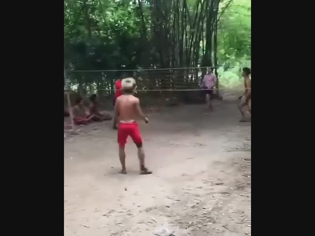 Волейбол ногами