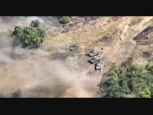 Российский танк подорвался на мине