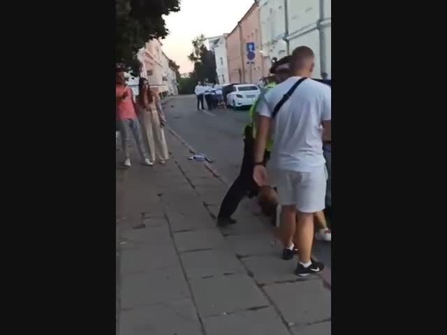 Мажоры против полицейских в городе Владимире