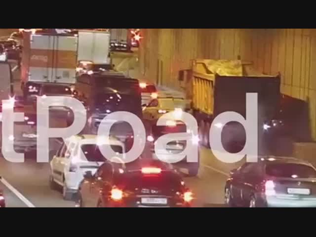 Сегодня в Лефортовском туннеле