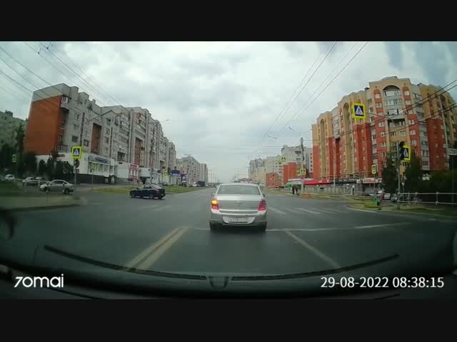 Чем может закончиться проезд на желтый