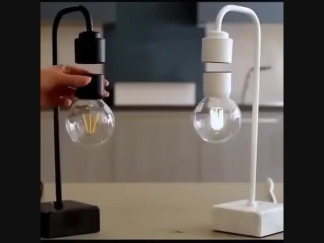 Чудо! Появились лампочки, которые не нужно вкручивать