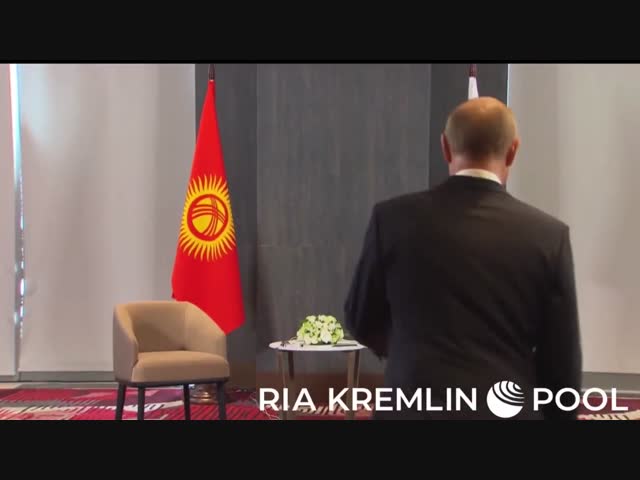 Владимир Путин ожидает президента Киргизии