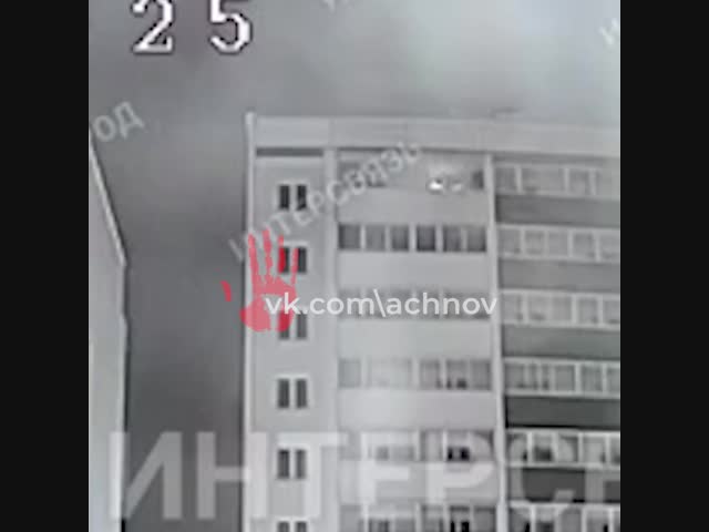 В Челябинске девушка, узнав что ее парень наркоман, выбросилась с 10 этажа