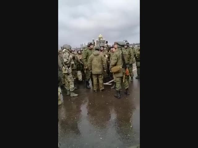 Бунт у главного храма Вооружённых сил. Осторожно - сплошной мат