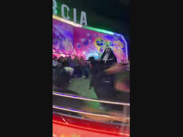 Карусель, карусель - это радость для нас