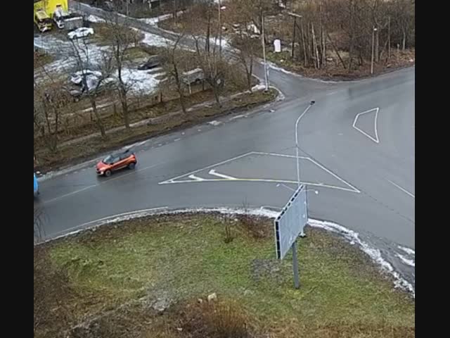 Загадочный маневр