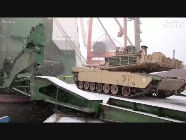 В Польшу прибыло 800 единиц военной техники США, включая танки