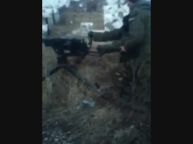 Мобилизованному дали пострелять из станкового пулемёта