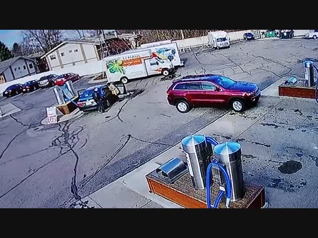 Необъяснимый случай на заправке