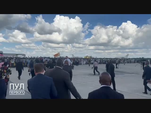 Президент Белоруссии Александр Лукашенко прибыл с государственным визитом в Зимбабве