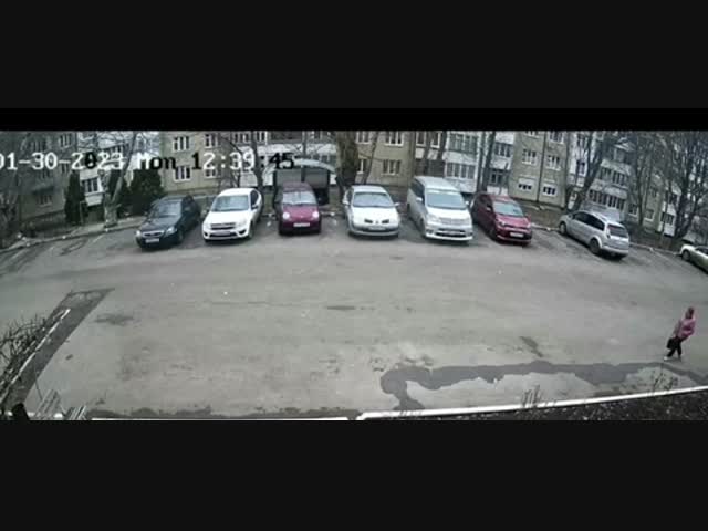 Как водитель не заметил, что сбил человека, загадка