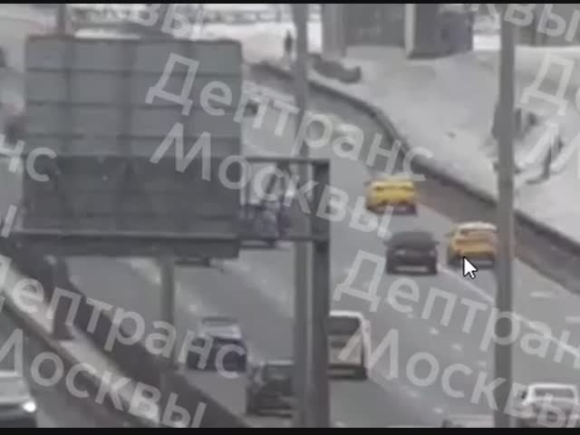 Если постараться, можно разглядеть