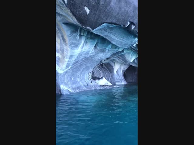 Мраморные пещеры Cuevas de Marmol  — уникальное и очень красивое место