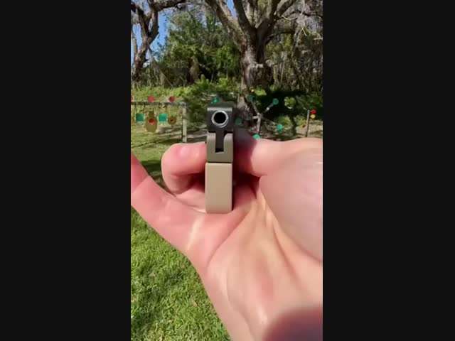 Lifecard.22LR - самый маленький складной пистолет в мире
