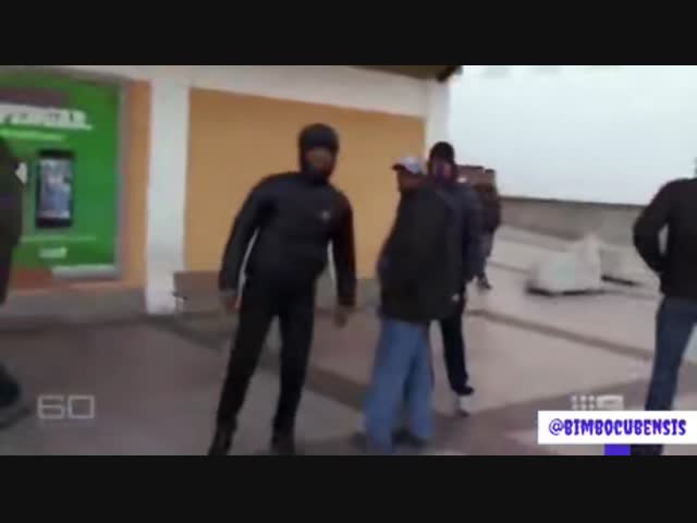 На шведских журналистов напали мигранты