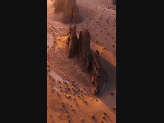 Это не Марс, а пустыня в Саудовской Аравии
