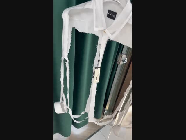 В такой рубашке шея потеть не будет?