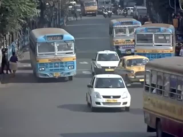 Авария с автобусом в Индии