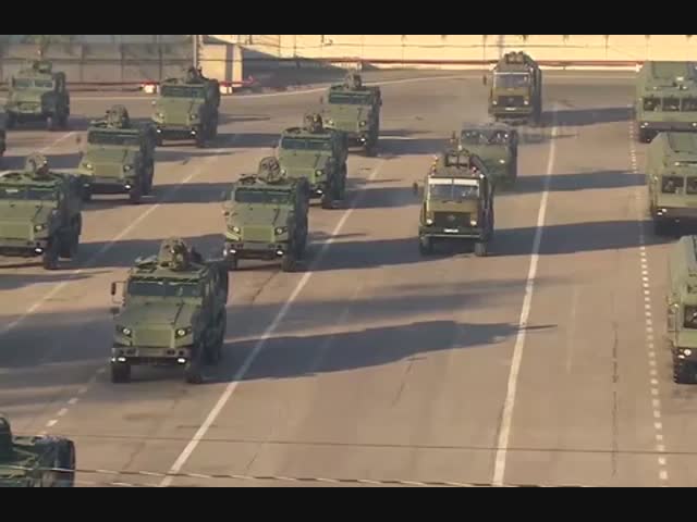 Парады Победы прошли на Дальнем Востоке  - в Петропаловске-Камчатском, Владивостоке, Хабаровске и Южно-Сахалинске