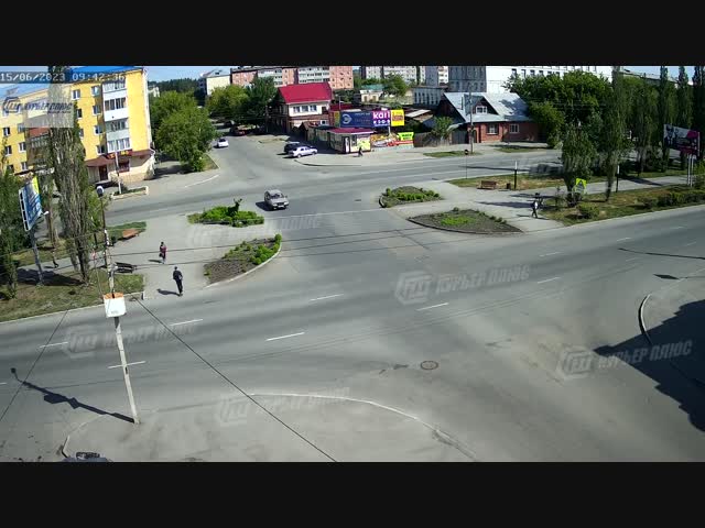 Столкновение в провинциальном городке
