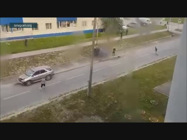 Массовая драка в стиле GTA на Сахалине