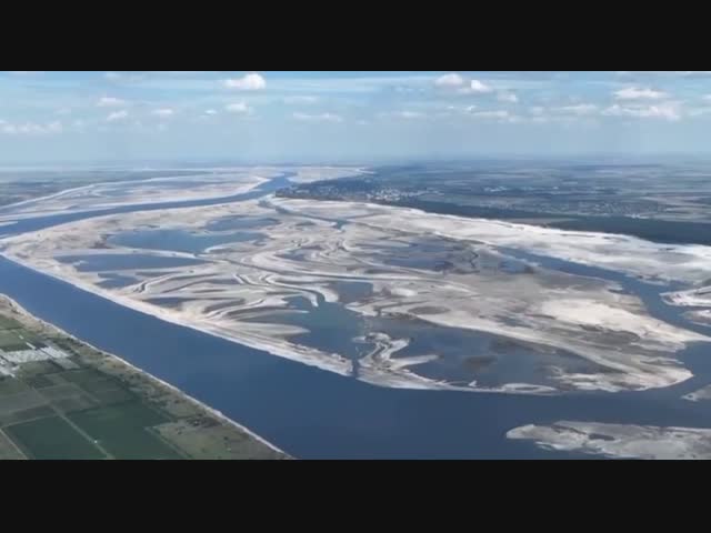 Вид на Каховское водохранилище с высоты птичьего полета