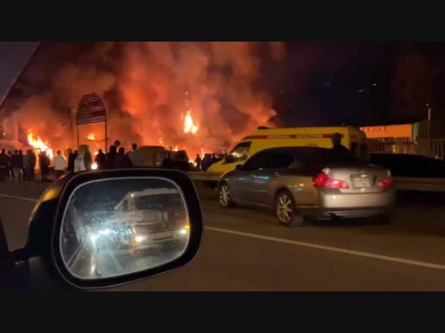 Пожар в Подмосковном Нахабино