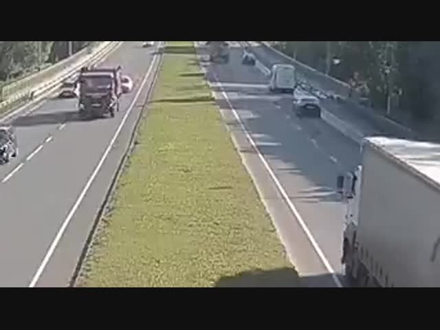 Неудачный маневр малютки 