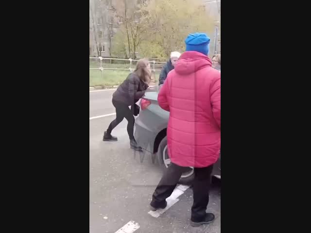 Жестокая чиновница